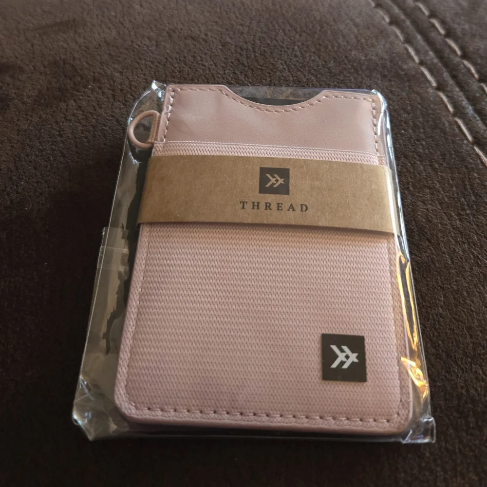 Thread Wallet - Picture 2 of 3